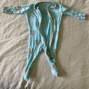 Kickee pants 0-3 months